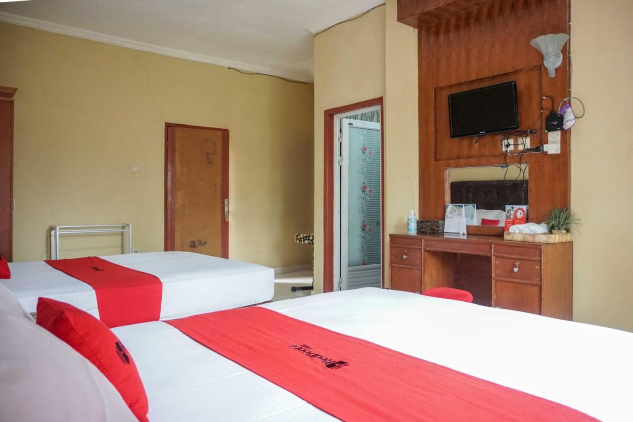 Reddoorz Resort @ Tawangmangu Exteriör bild